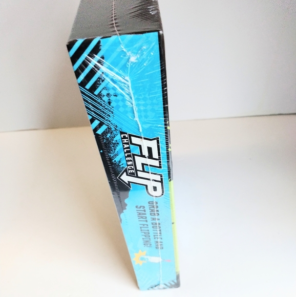 Hasbro Flip Challenge Grab A Bottle In Start Flipping 40 Awesome Challenges - Picture 3 of 7